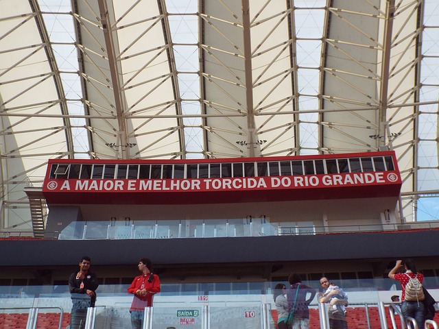 里拥有一流 里拥有一流